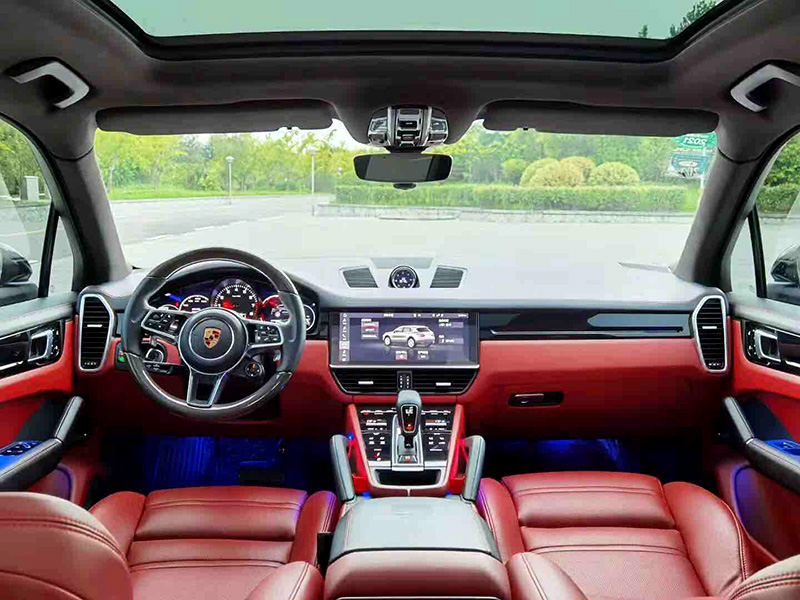 活动用车